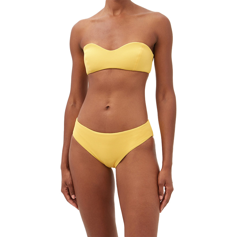 13. Cossie + Co Bandeau Bikini - Outfit Items