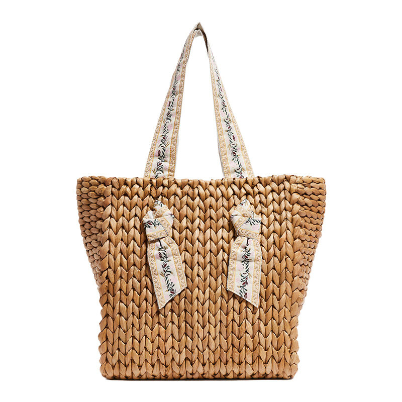 Best vintage straw beach bag - Pamela Munson Petite Isla Bahia Flora