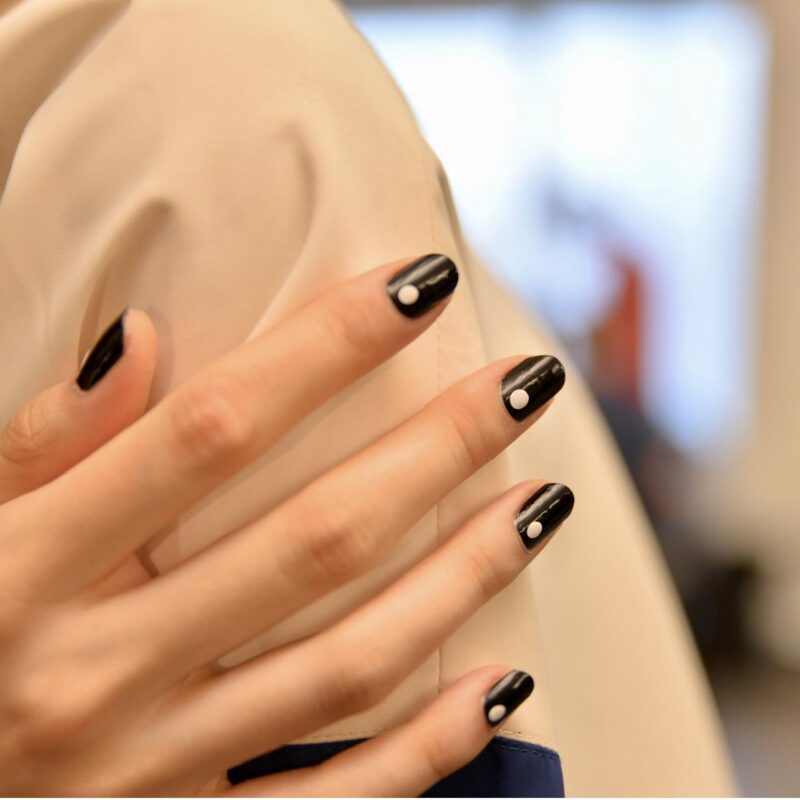 Dot - Absolute White + Absolute Black