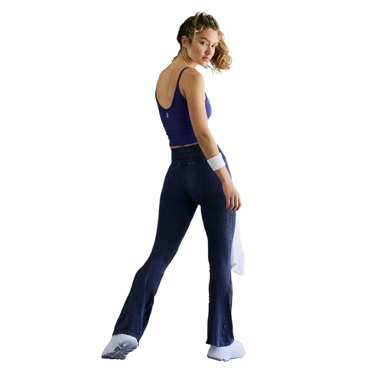 Flare Leggings That Will Throw You Back to 2001 - Viva Cabana